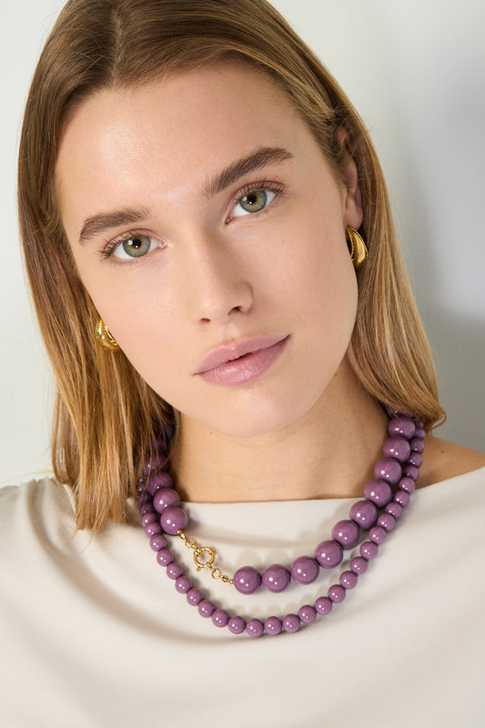 Necklace with medium beads-10mm