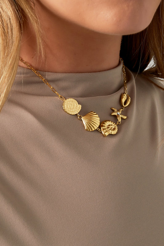 Beach vibes necklace