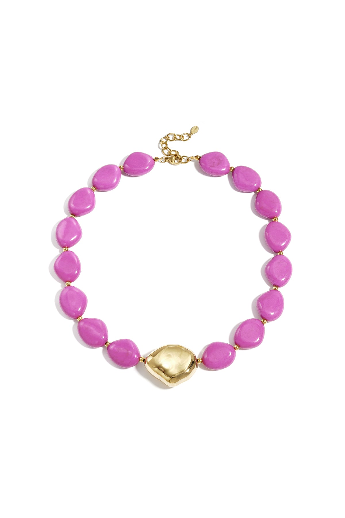 Necklace with statement bead